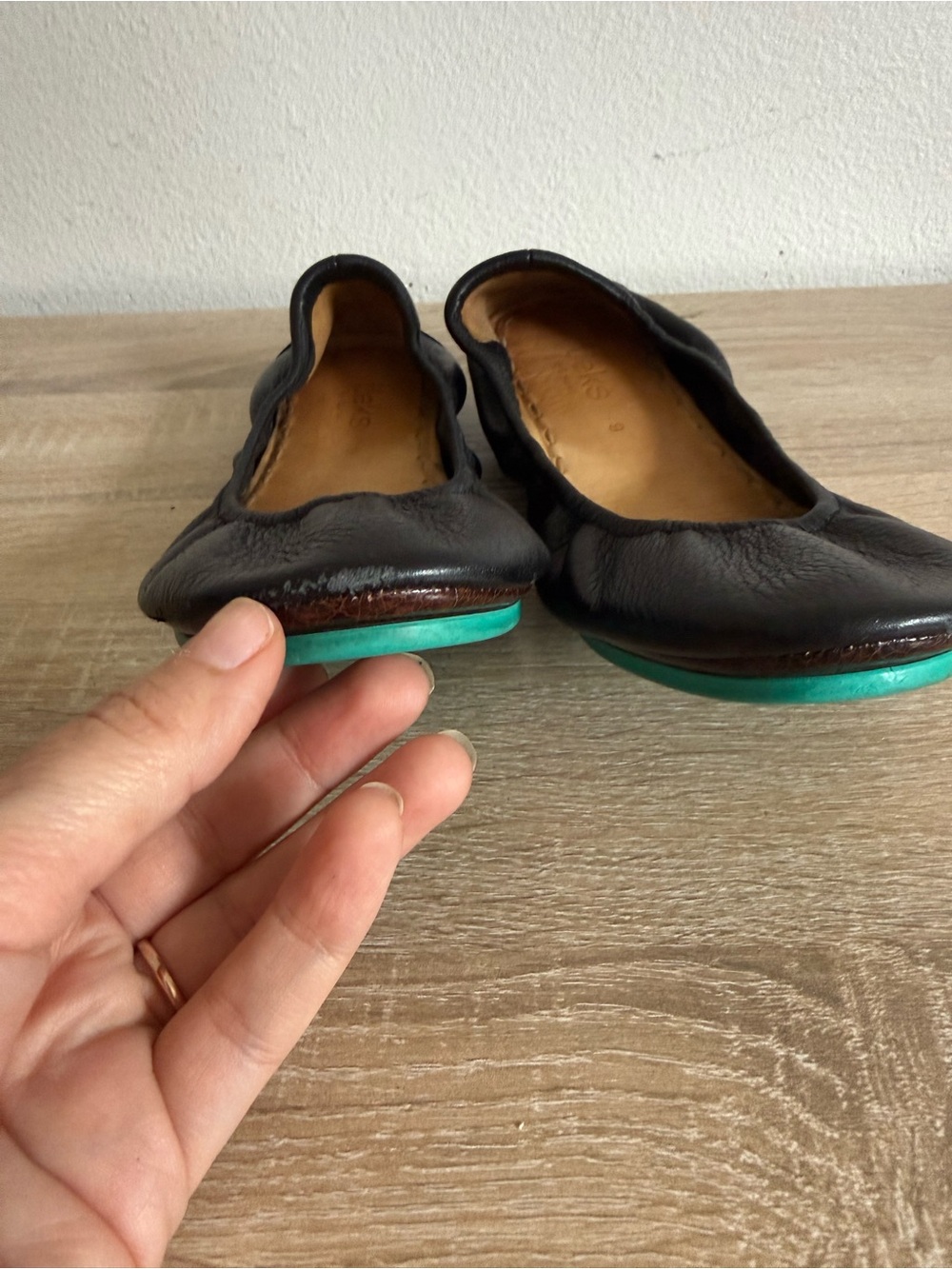 Tieks Black Leather Ballet Flats Size 9 - Picture 10 of 10